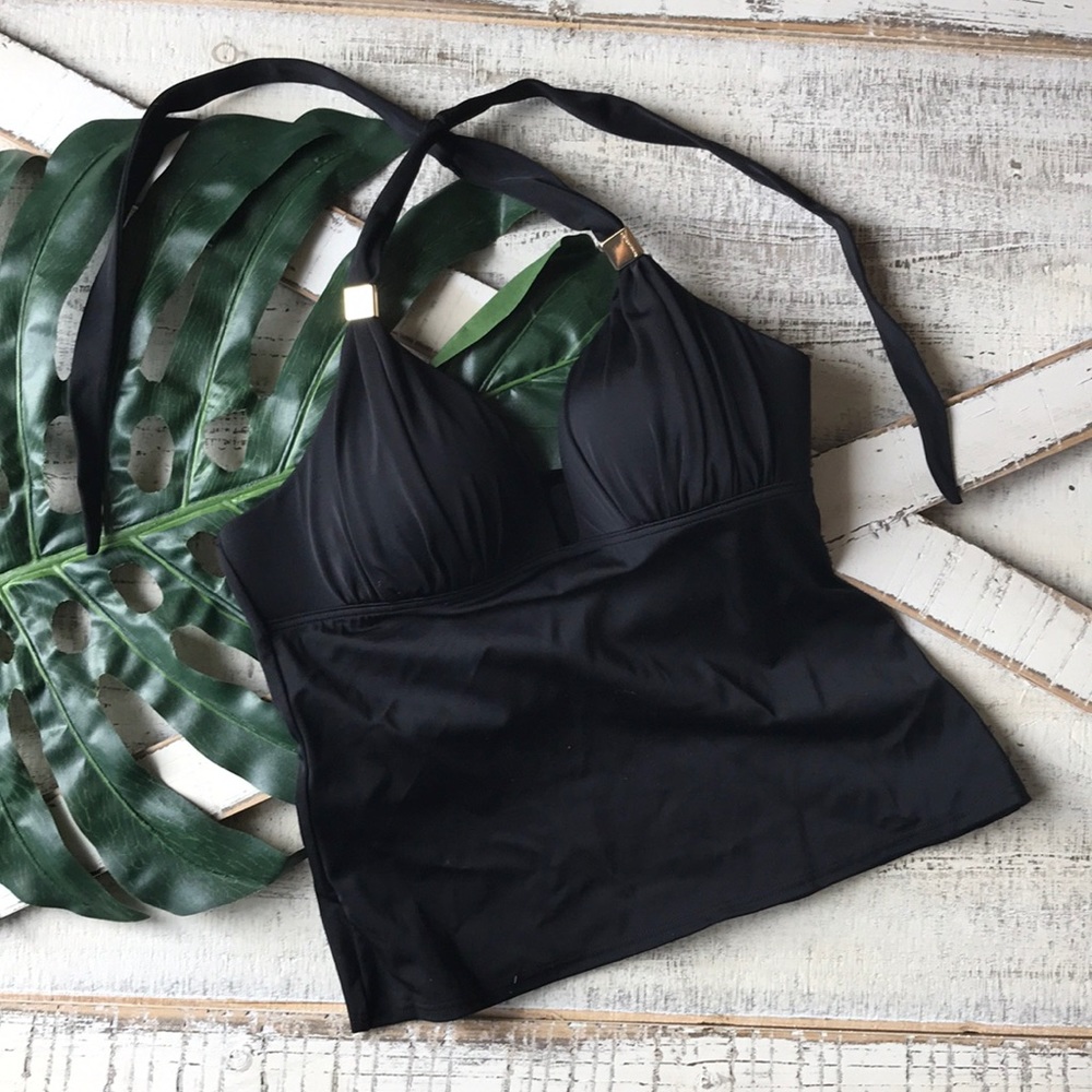 Victoria’s Secret tankini swimsuit top push up